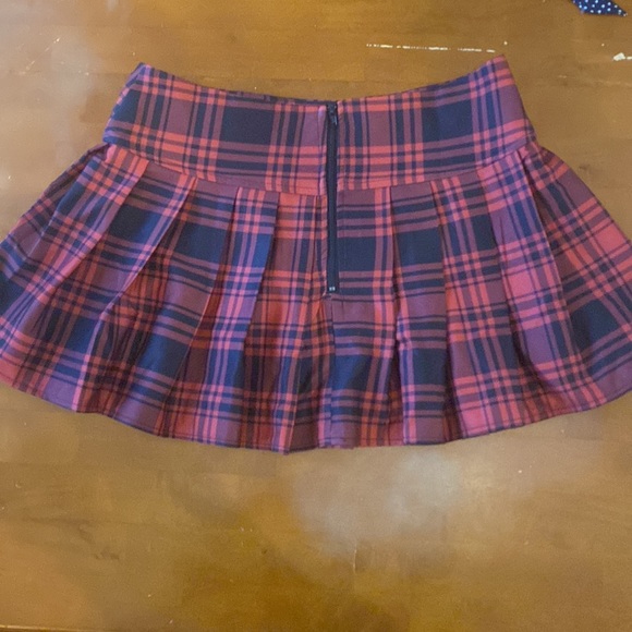 Sexy plaid skirt - Picture 9 of 16